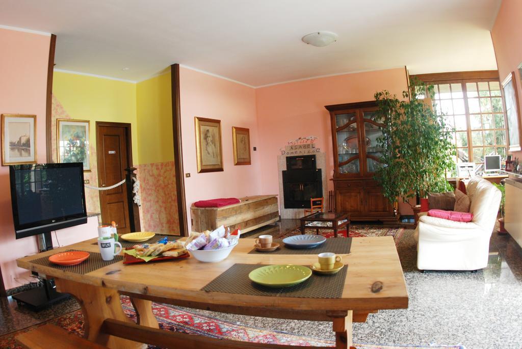 Bed And Breakfast Casa Elisa Caselle Di Sommacampagna Exterior foto